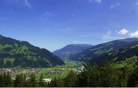 Landhaus Alpenjaeger Hainzenberg Dış mekan fotoğraf