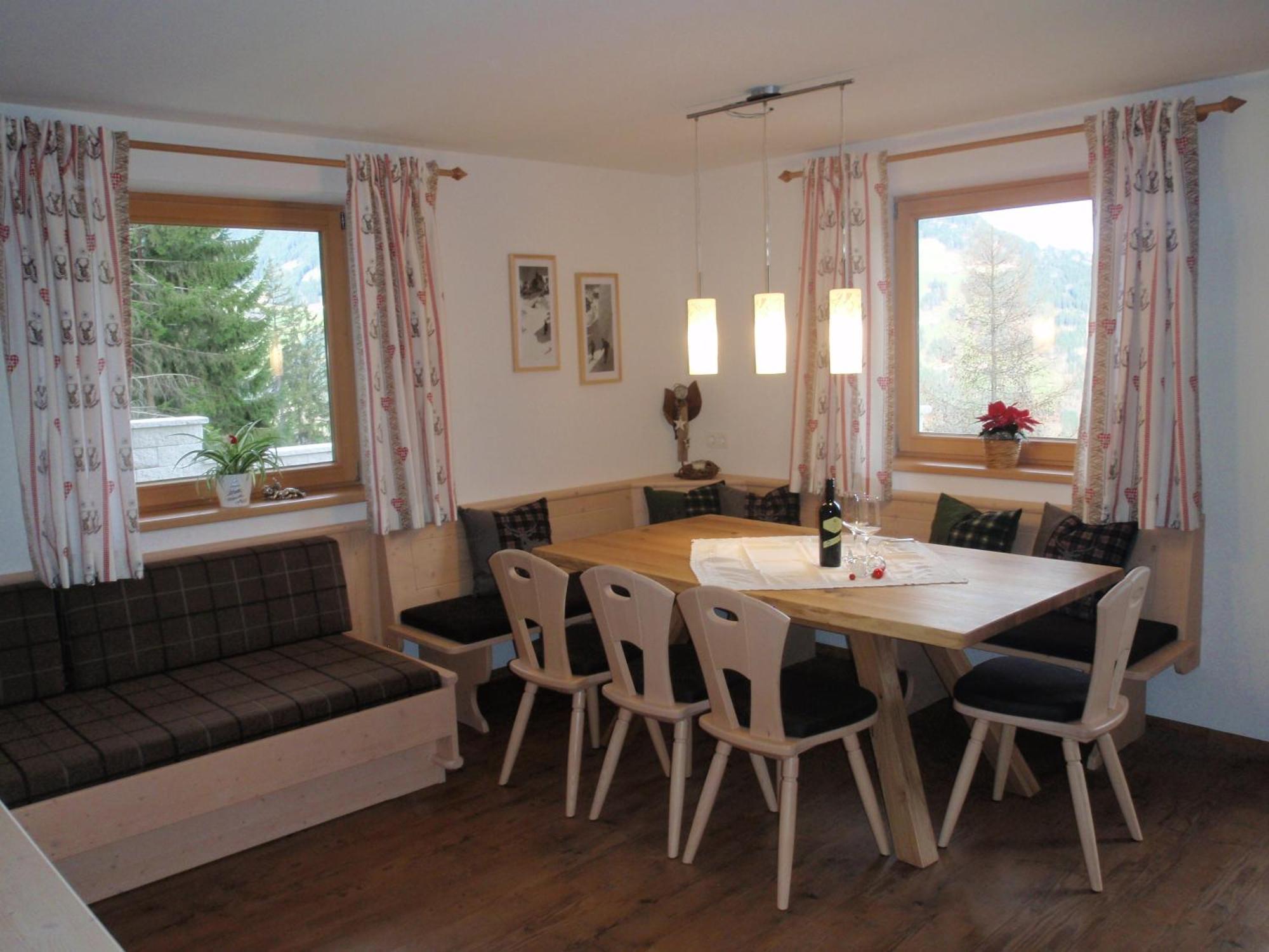 Landhaus Alpenjaeger Hainzenberg Oda fotoğraf