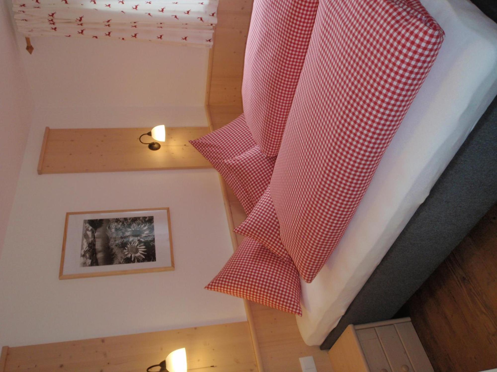 Landhaus Alpenjaeger Hainzenberg Oda fotoğraf